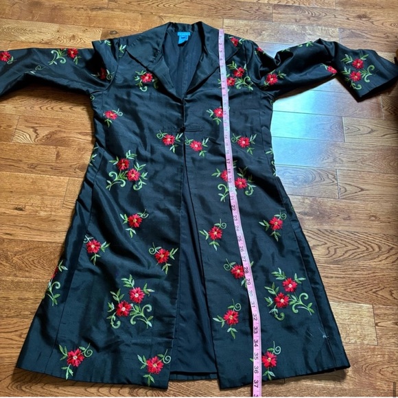 Silk black longline jacket blazer.coat. with Red Floral embroidery. Pockets ! - Picture 12 of 14